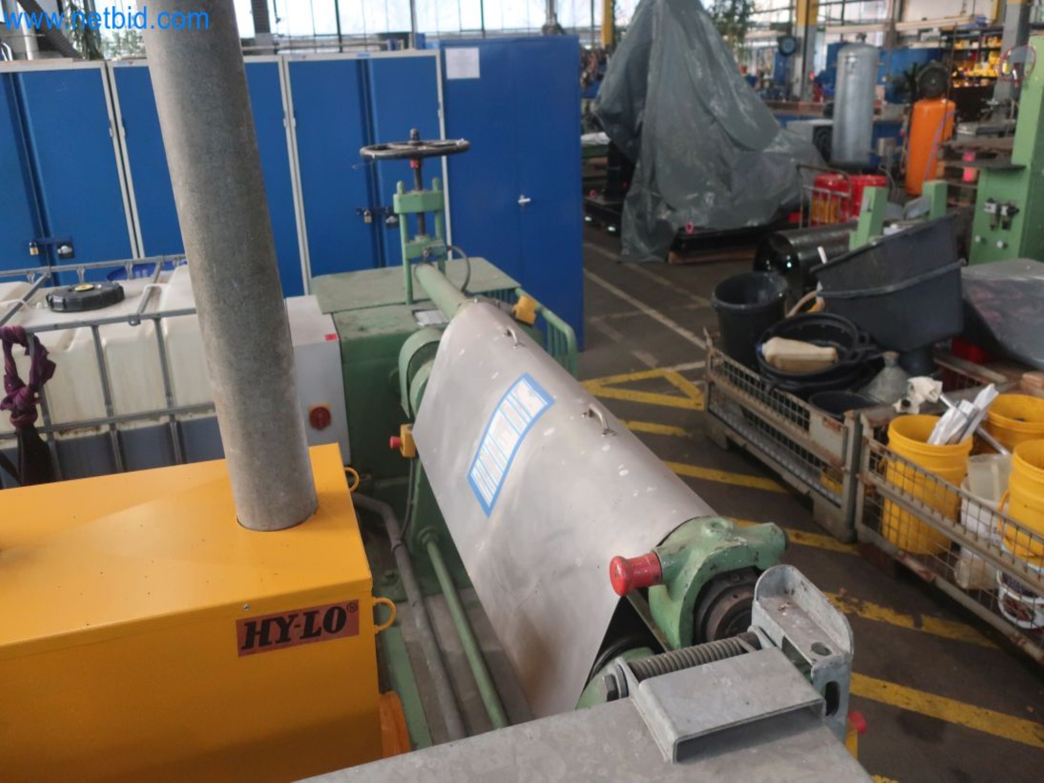 Závody na výrobu a skladování produktů z minerálních olejů, jakož i vstupů a hotových výrobků pro výrobu maziv.-2