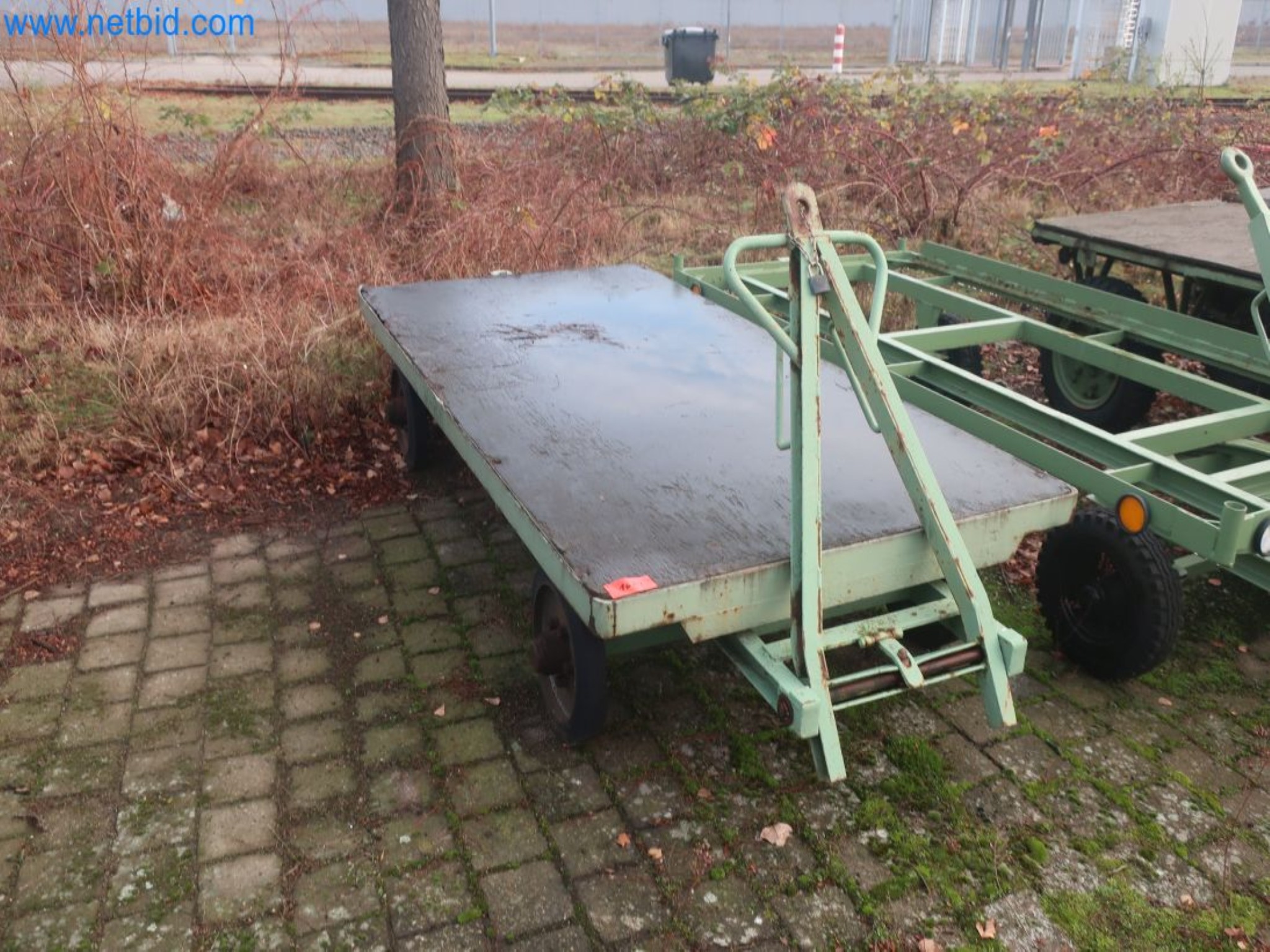 Závody na výrobu a skladování produktů z minerálních olejů, jakož i vstupů a hotových výrobků pro výrobu maziv.-3