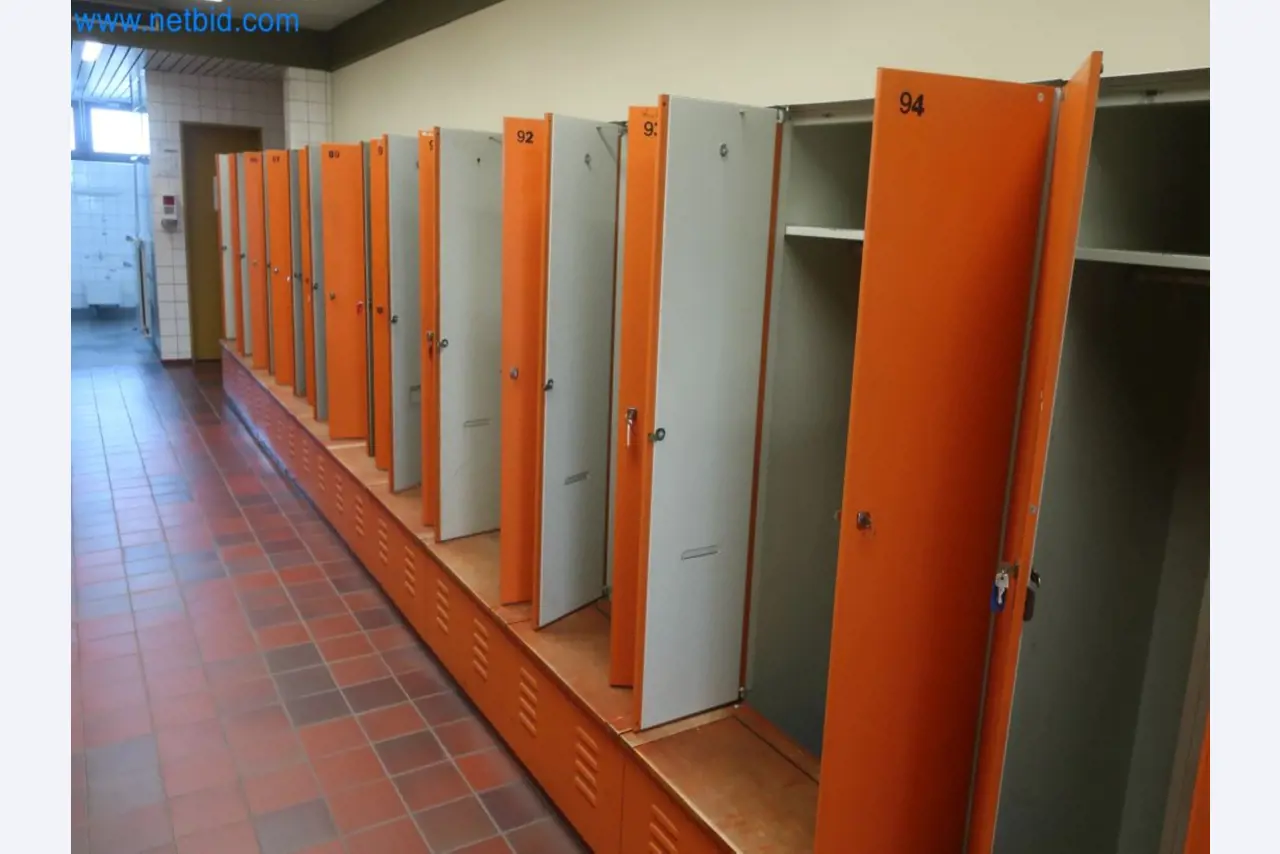 Zakłady produkcji i magazynowania mineralnych produktów olejowych, jak również surowców i produktów gotowych do produkcji smarów.-1