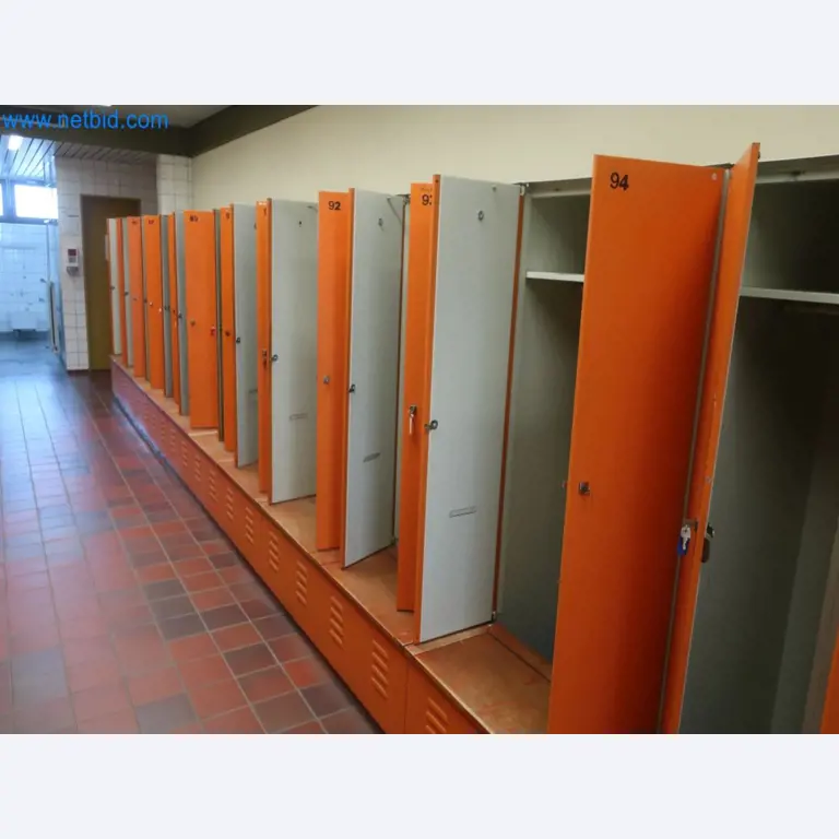 Zakłady produkcji i magazynowania mineralnych produktów olejowych, jak również surowców i produktów gotowych do produkcji smarów.-1