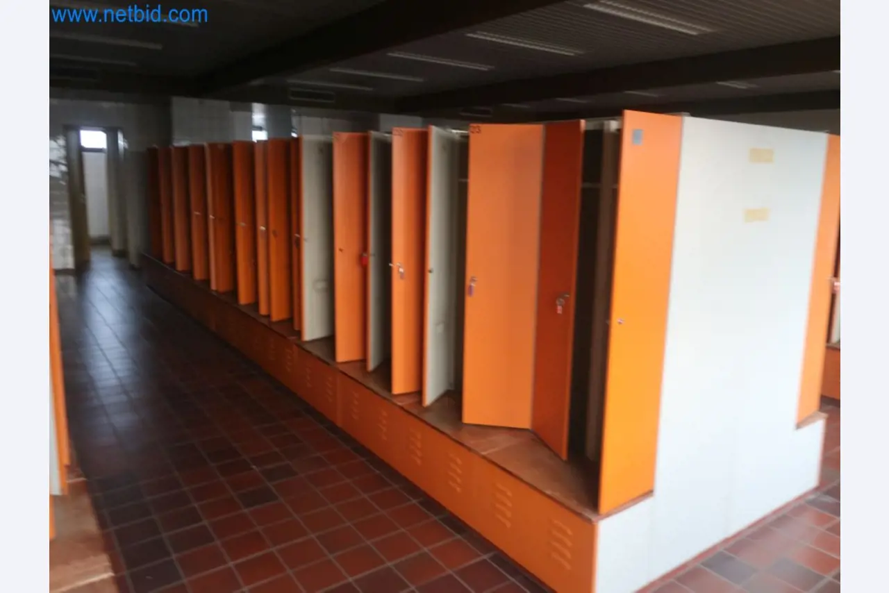 Zakłady produkcji i magazynowania mineralnych produktów olejowych, jak również surowców i produktów gotowych do produkcji smarów.-3