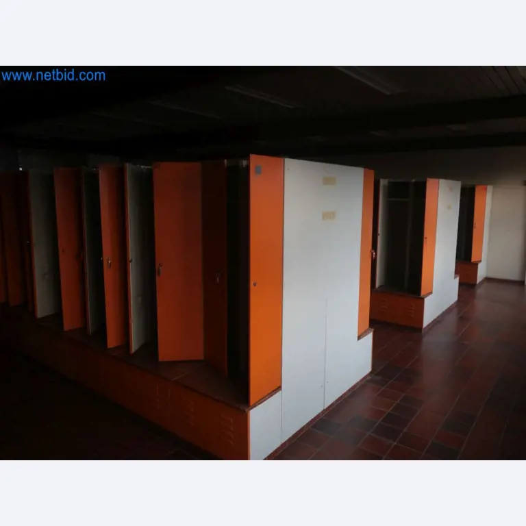 Zakłady produkcji i magazynowania mineralnych produktów olejowych, jak również surowców i produktów gotowych do produkcji smarów.-4