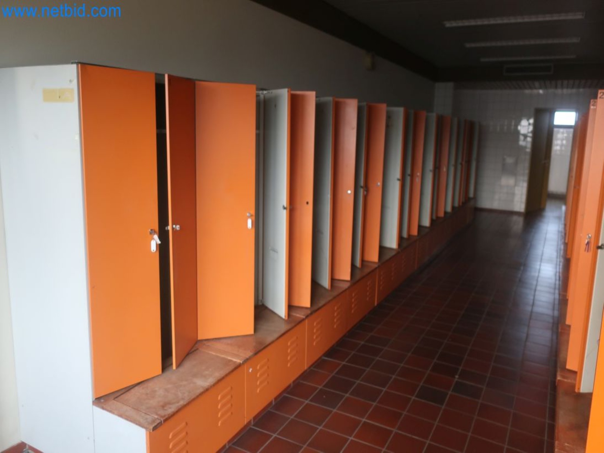 Magazinbestände, Rohöl-/Gas-Öl-/Einsatzpumpen sowie Betriebsausstattung einer Raffinerie-5