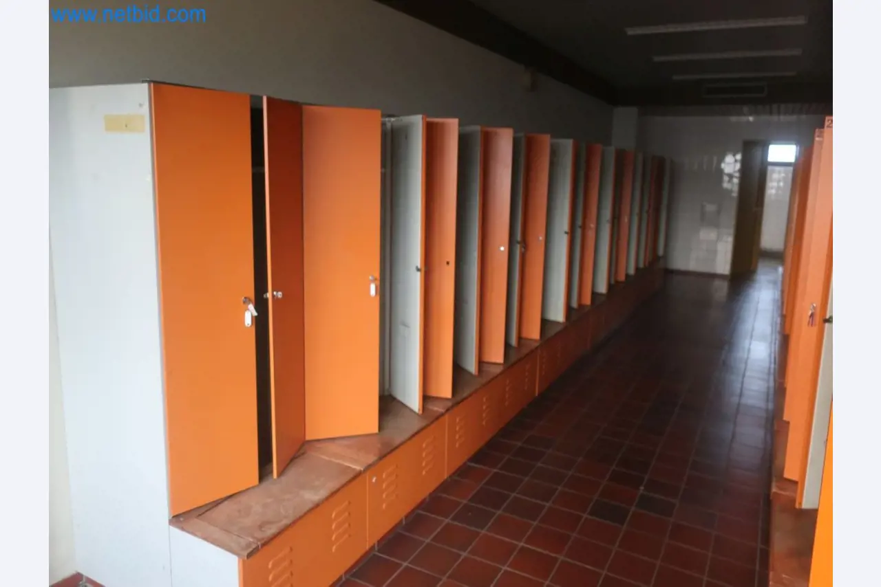 Zakłady produkcji i magazynowania mineralnych produktów olejowych, jak również surowców i produktów gotowych do produkcji smarów.-5