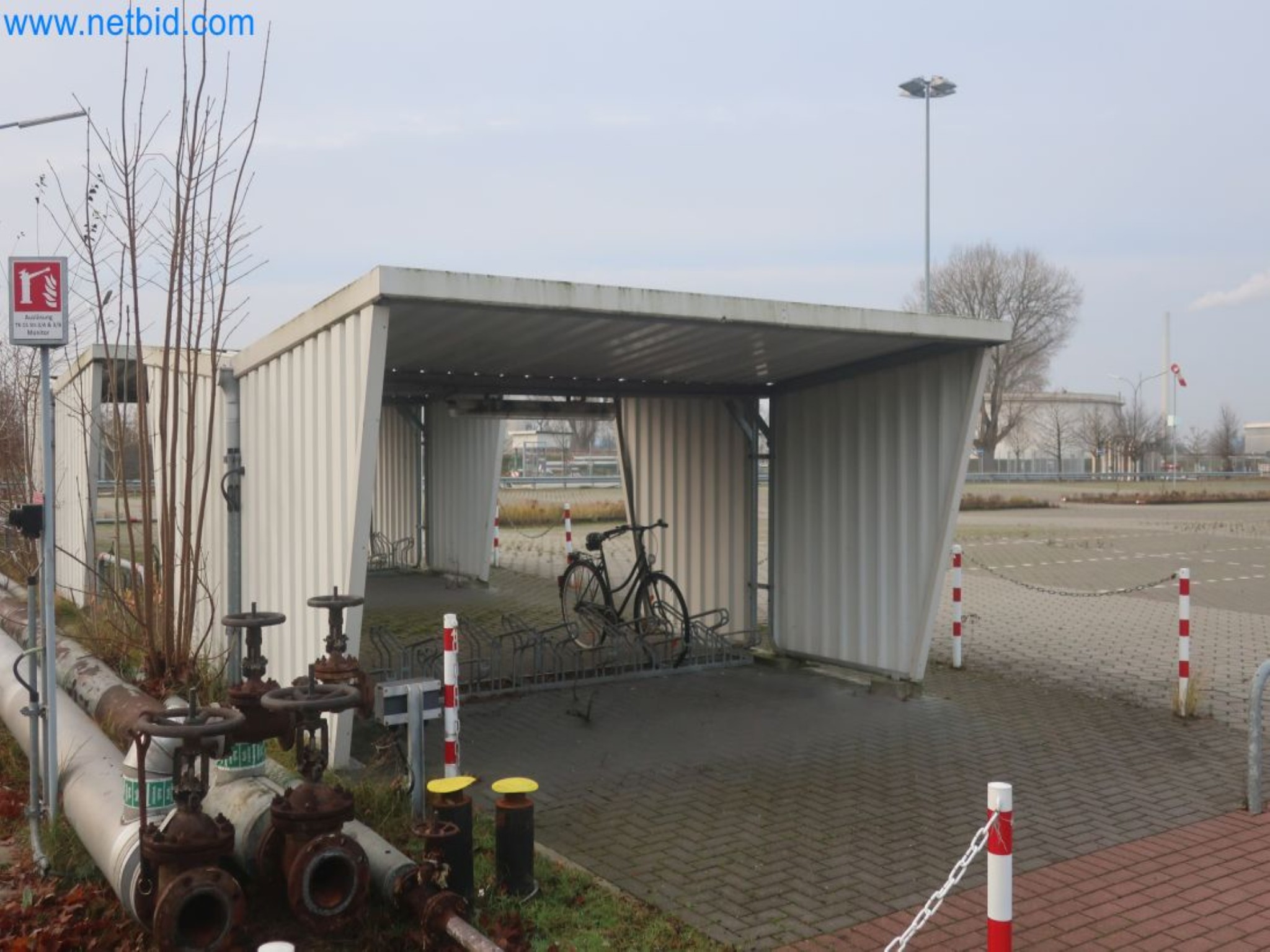 Instalações para a produção e armazenamento de produtos de óleo mineral, bem como de insumos e produtos acabados para a produção de lubrificantes-2