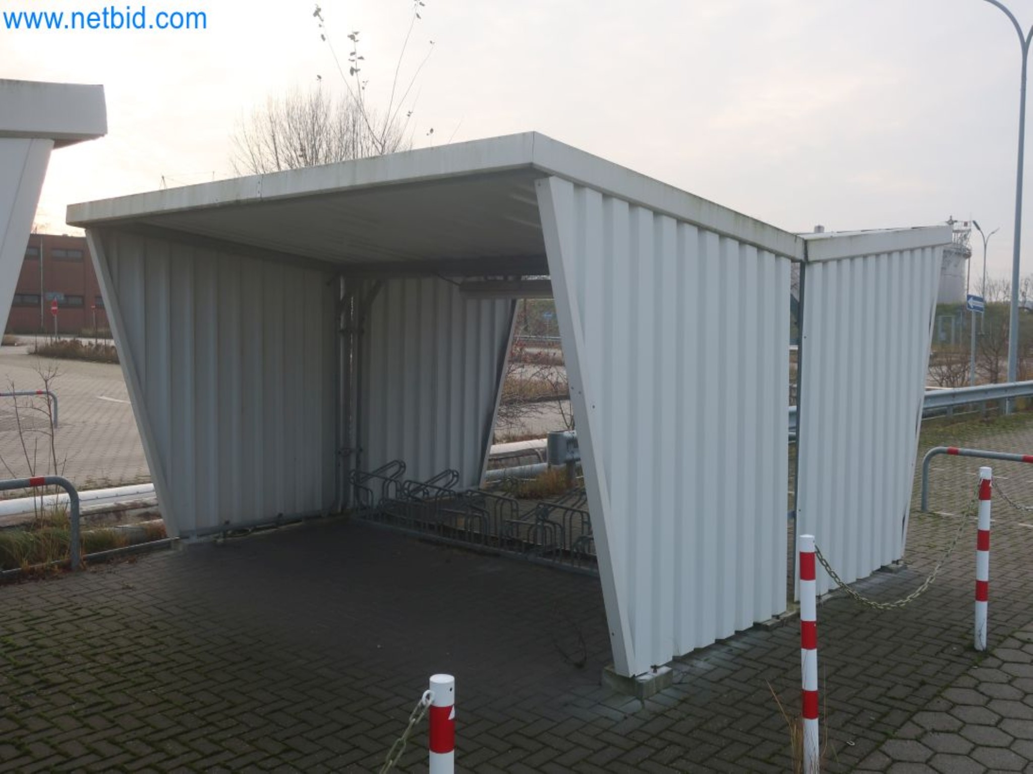 Instalações para a produção e armazenamento de produtos de óleo mineral, bem como de insumos e produtos acabados para a produção de lubrificantes-4