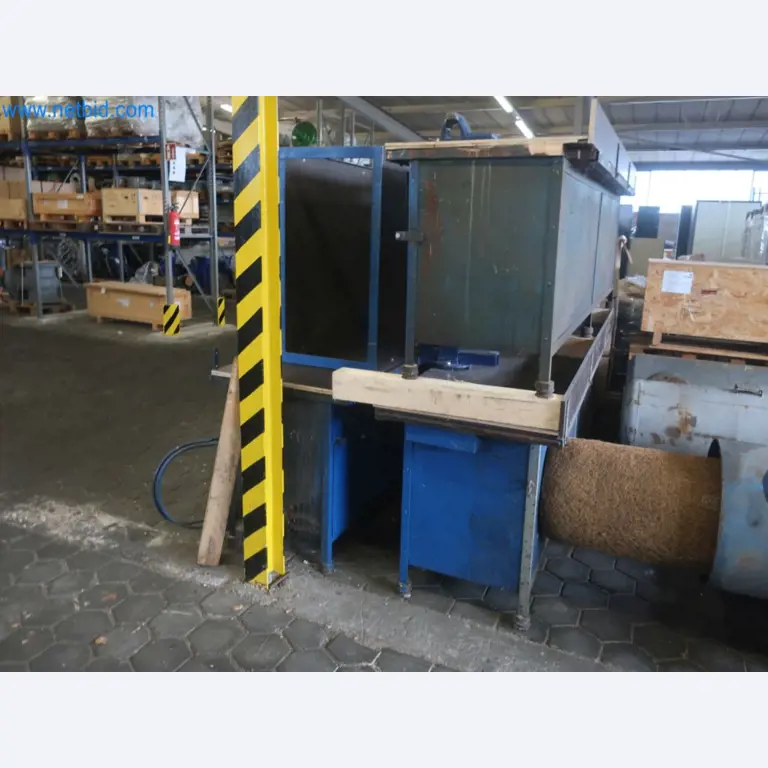 Installations pour la fabrication et le stockage de produits pétroliers ainsi que de produits d'alimentation et de produits finis pour la fabrication de lubrifiants-2