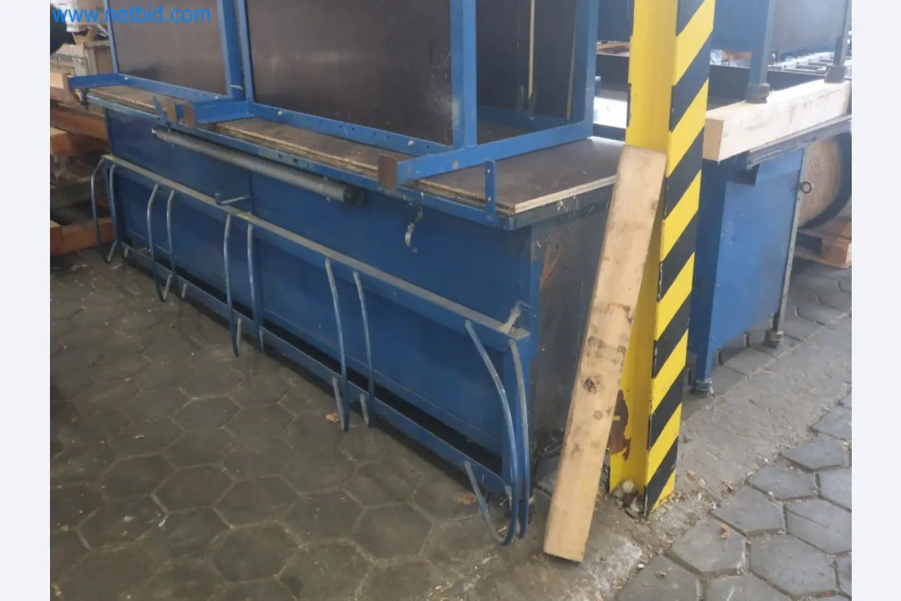 Installations pour la fabrication et le stockage de produits pétroliers ainsi que de produits d'alimentation et de produits finis pour la fabrication de lubrifiants-5