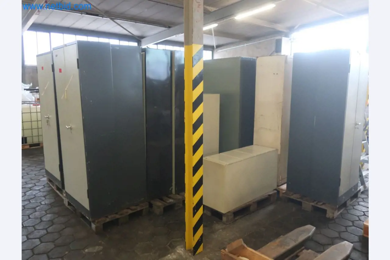 Zakłady produkcji i magazynowania mineralnych produktów olejowych, jak również surowców i produktów gotowych do produkcji smarów.-1