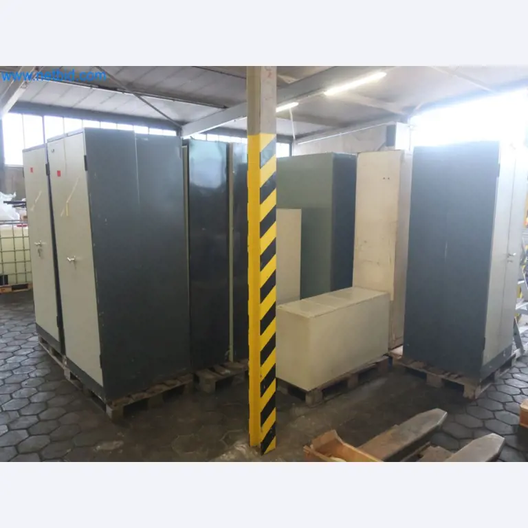 Zakłady produkcji i magazynowania mineralnych produktów olejowych, jak również surowców i produktów gotowych do produkcji smarów.-1