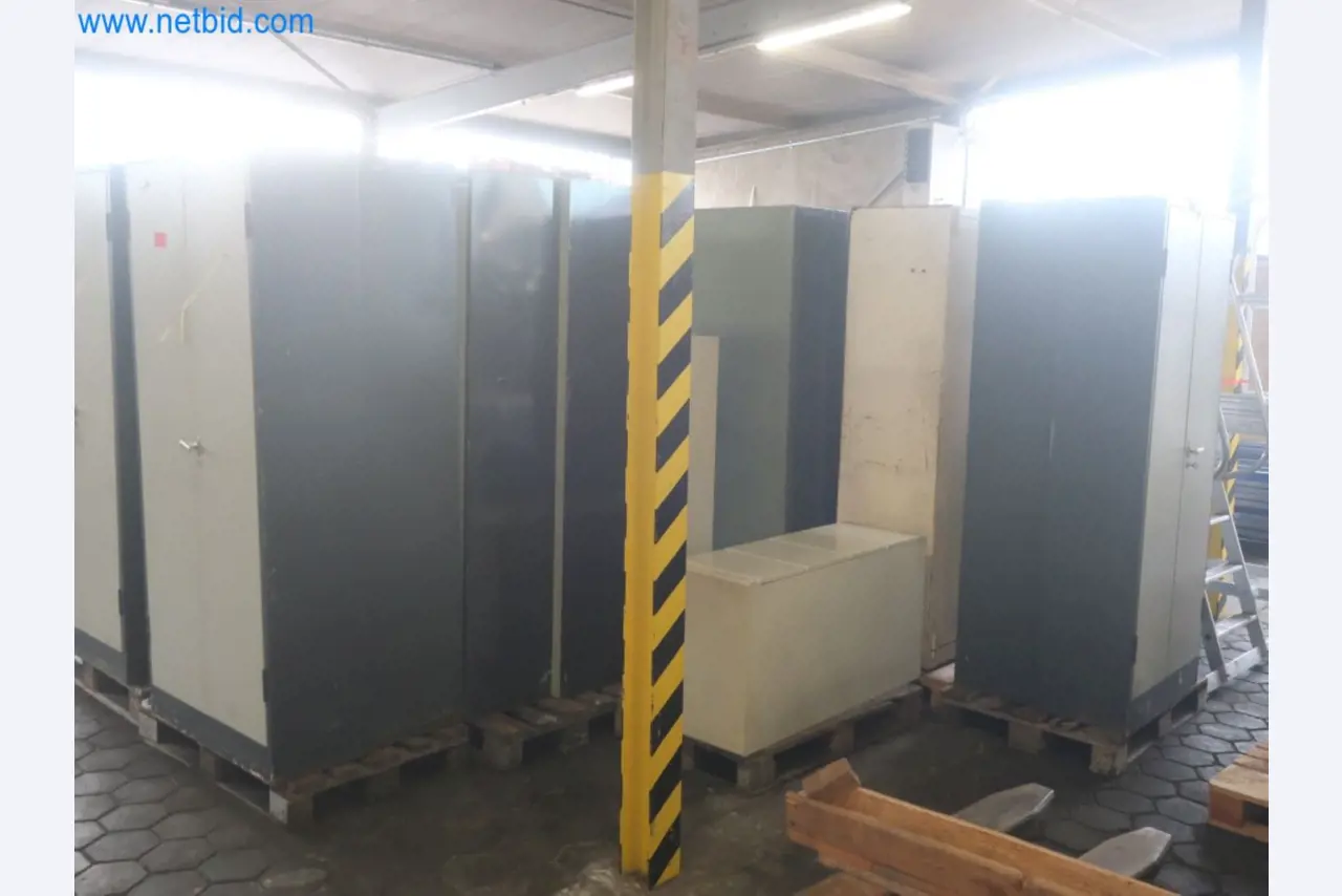 Zakłady produkcji i magazynowania mineralnych produktów olejowych, jak również surowców i produktów gotowych do produkcji smarów.-2