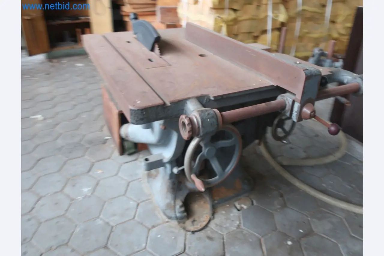 Plantas de producción y almacenamiento de productos derivados del petróleo, así como de insumos y productos acabados para la fabricación de lubricantes.-14