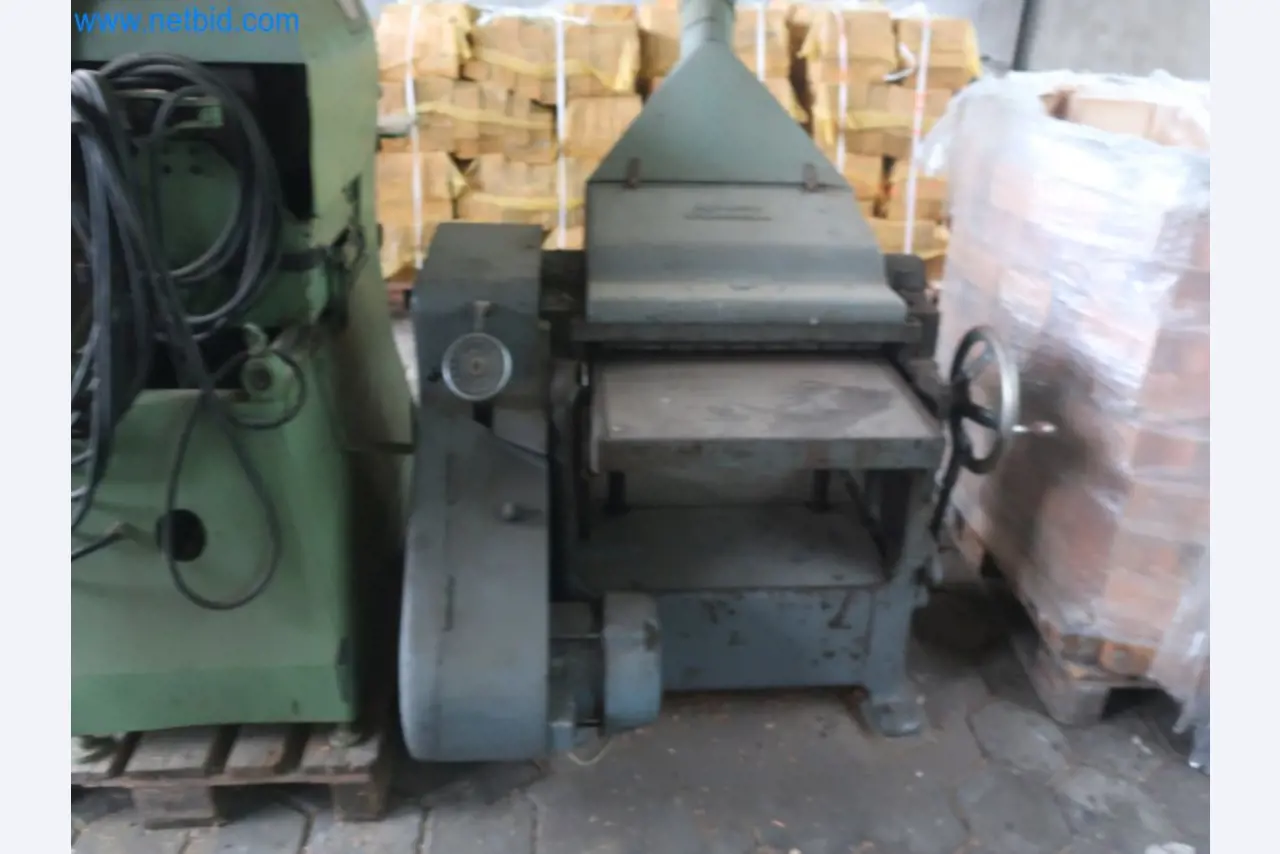 Plantas de producción y almacenamiento de productos derivados del petróleo, así como de insumos y productos acabados para la fabricación de lubricantes.-17