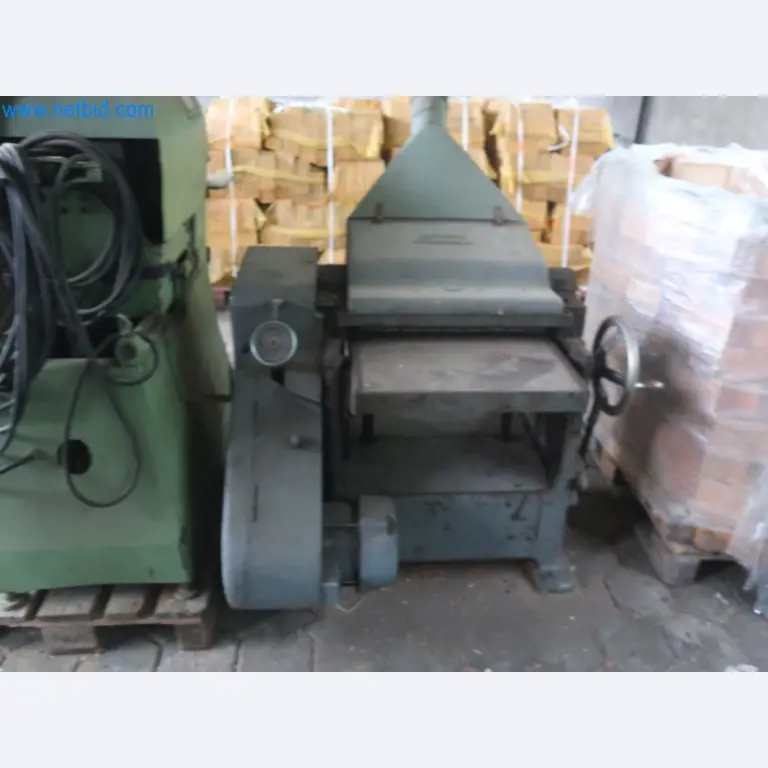 Plantas de producción y almacenamiento de productos derivados del petróleo, así como de insumos y productos acabados para la fabricación de lubricantes.-17