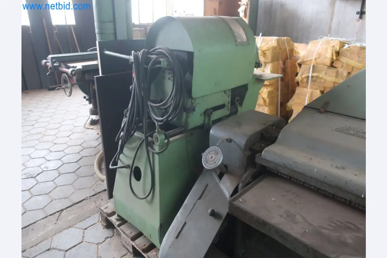 Plantas de producción y almacenamiento de productos derivados del petróleo, así como de insumos y productos acabados para la fabricación de lubricantes.-18