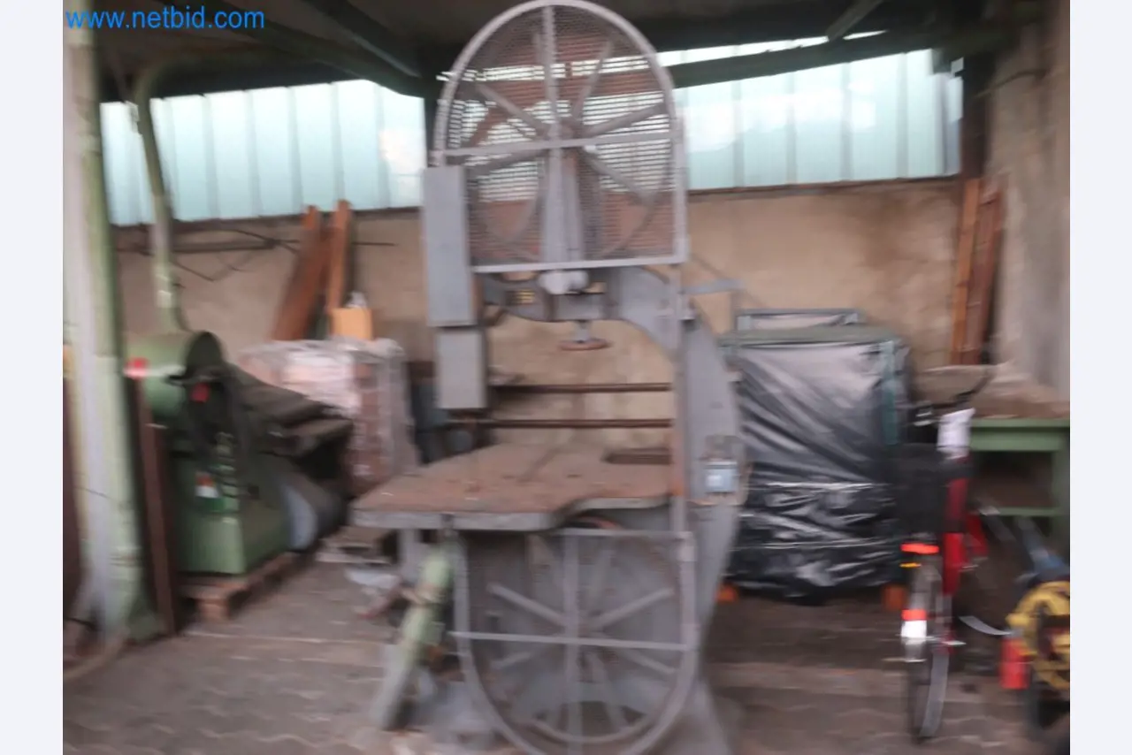 Plantas de producción y almacenamiento de productos derivados del petróleo, así como de insumos y productos acabados para la fabricación de lubricantes.-2