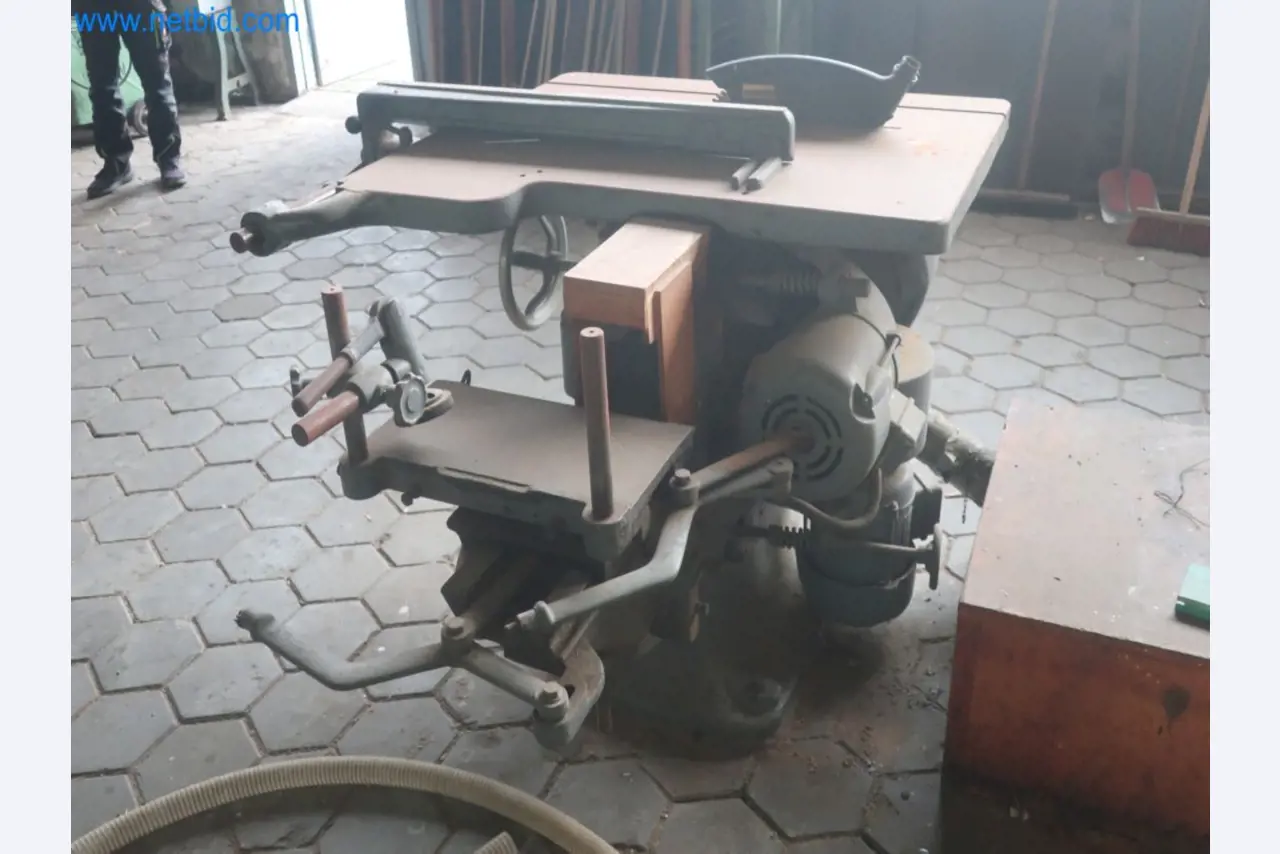 Plantas de producción y almacenamiento de productos derivados del petróleo, así como de insumos y productos acabados para la fabricación de lubricantes.-7