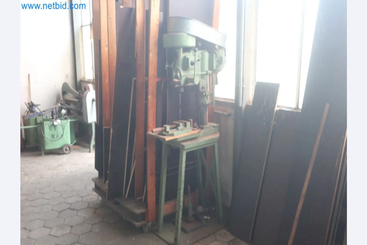 Plantas de producción y almacenamiento de productos derivados del petróleo, así como de insumos y productos acabados para la fabricación de lubricantes.-8