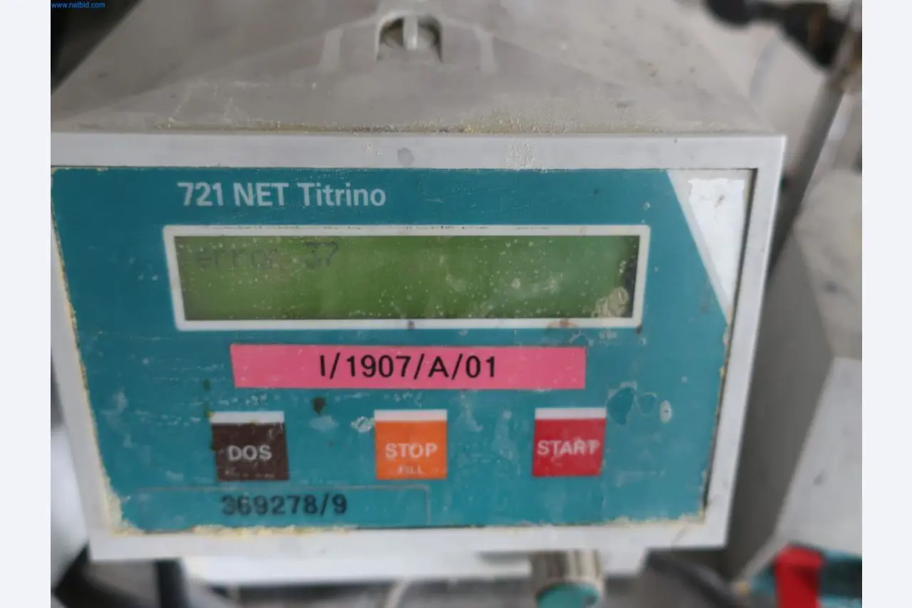 Magazine stocks, crude oil/gas/oil pumps and operating equipment of a refinery-6