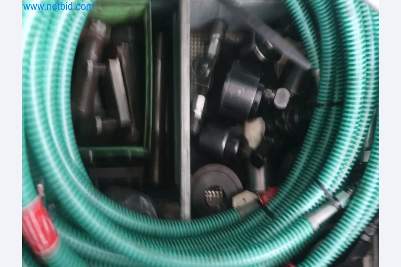 Závody na výrobu a skladování produktů z minerálních olejů, jakož i vstupů a hotových výrobků pro výrobu maziv.-4