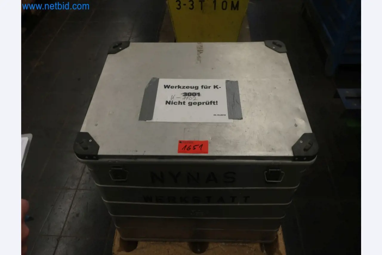 Závody na výrobu a skladování produktů z minerálních olejů, jakož i vstupů a hotových výrobků pro výrobu maziv.-9