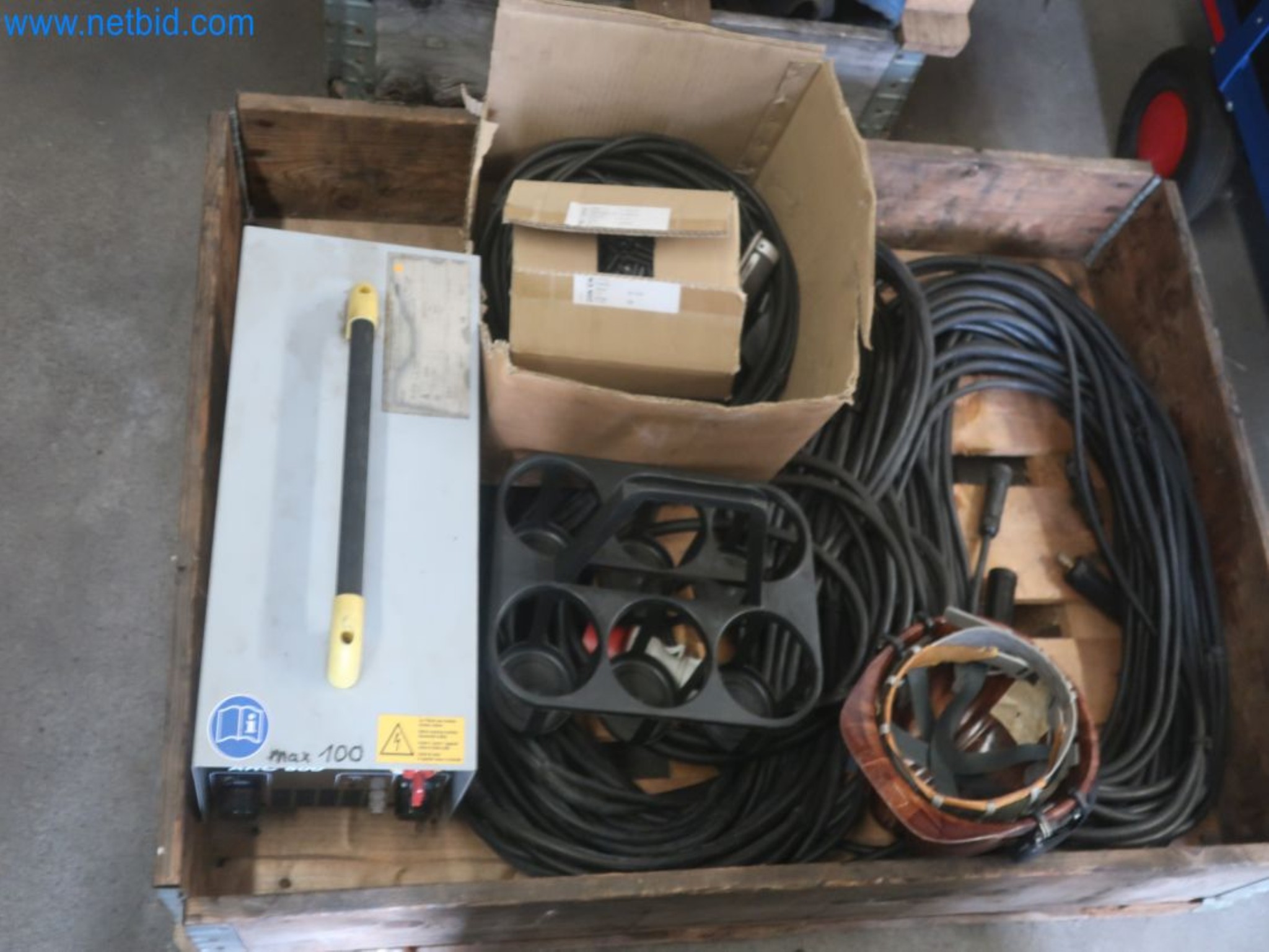 Plants for the production and storage of mineral oil products as well as input and finished products for the production of lubricants-1