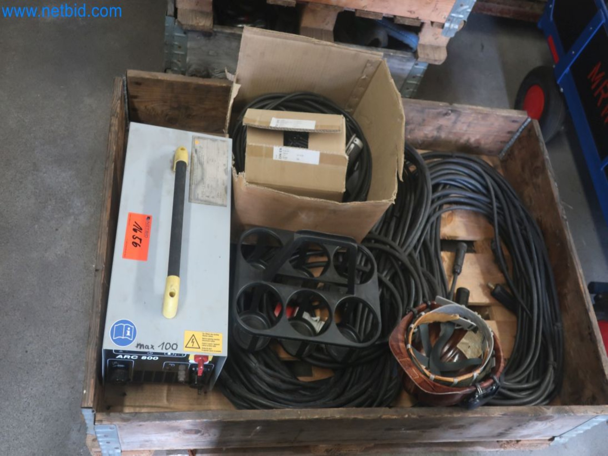 Plants for the production and storage of mineral oil products as well as input and finished products for the production of lubricants-3