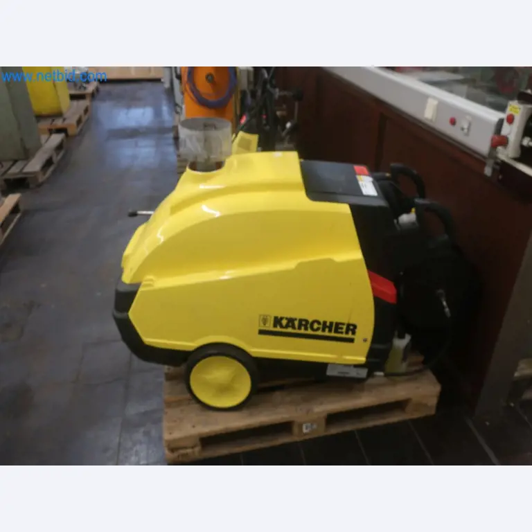 Zakłady produkcji i magazynowania mineralnych produktów olejowych, jak również surowców i produktów gotowych do produkcji smarów.-1