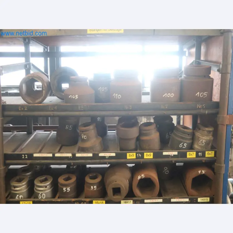 Zakłady produkcji i magazynowania mineralnych produktów olejowych, jak również surowców i produktów gotowych do produkcji smarów.-2