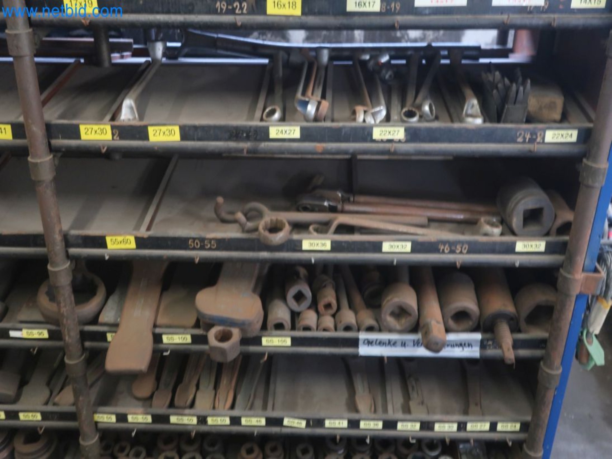 Plants for the production and storage of mineral oil products as well as input and finished products for the production of lubricants-3