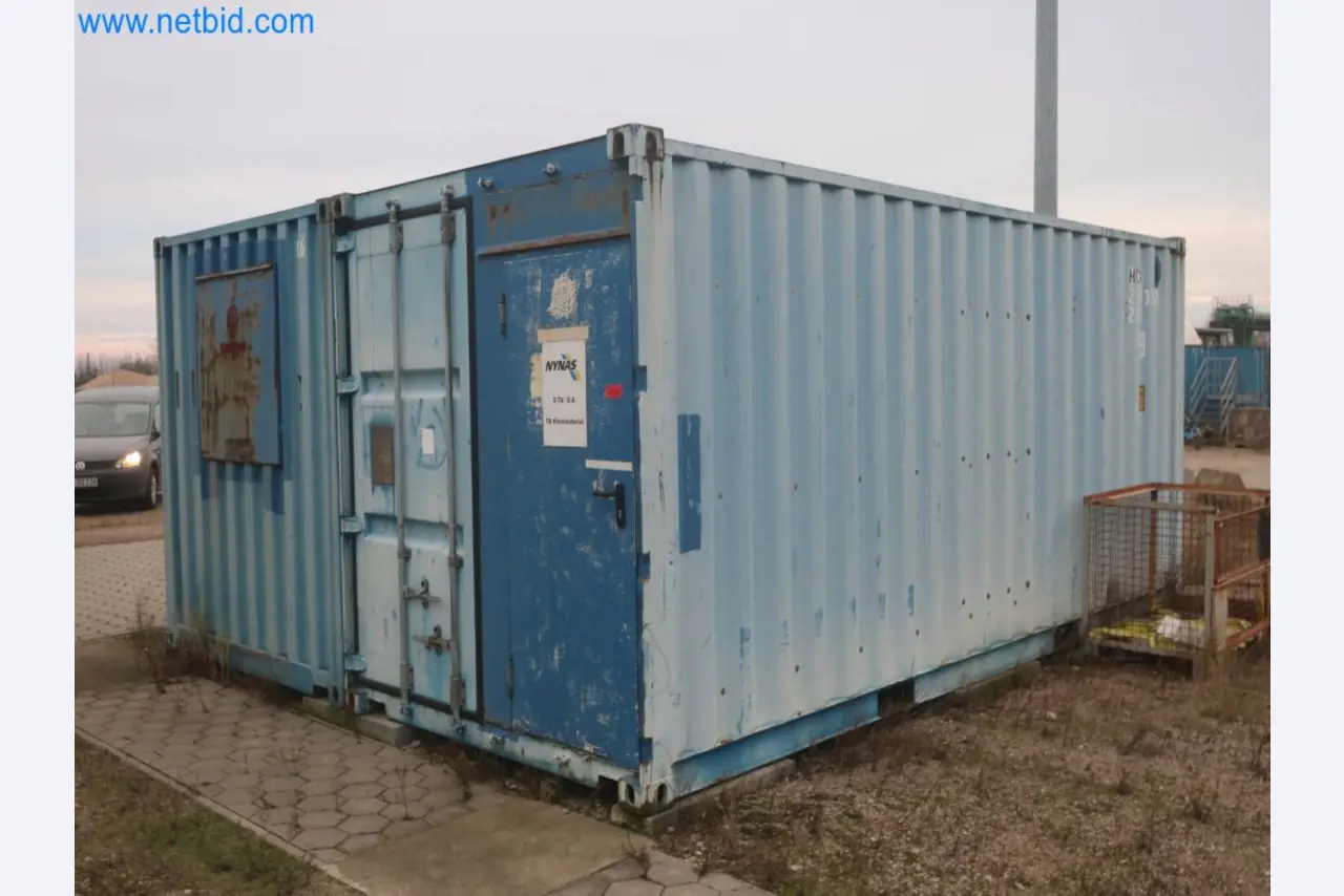 Zakłady produkcji i magazynowania mineralnych produktów olejowych, jak również surowców i produktów gotowych do produkcji smarów.-1