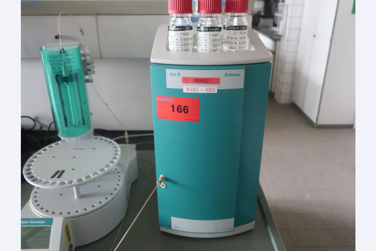 Instalações para a produção e armazenamento de produtos de óleo mineral, bem como de insumos e produtos acabados para a produção de lubrificantes-2