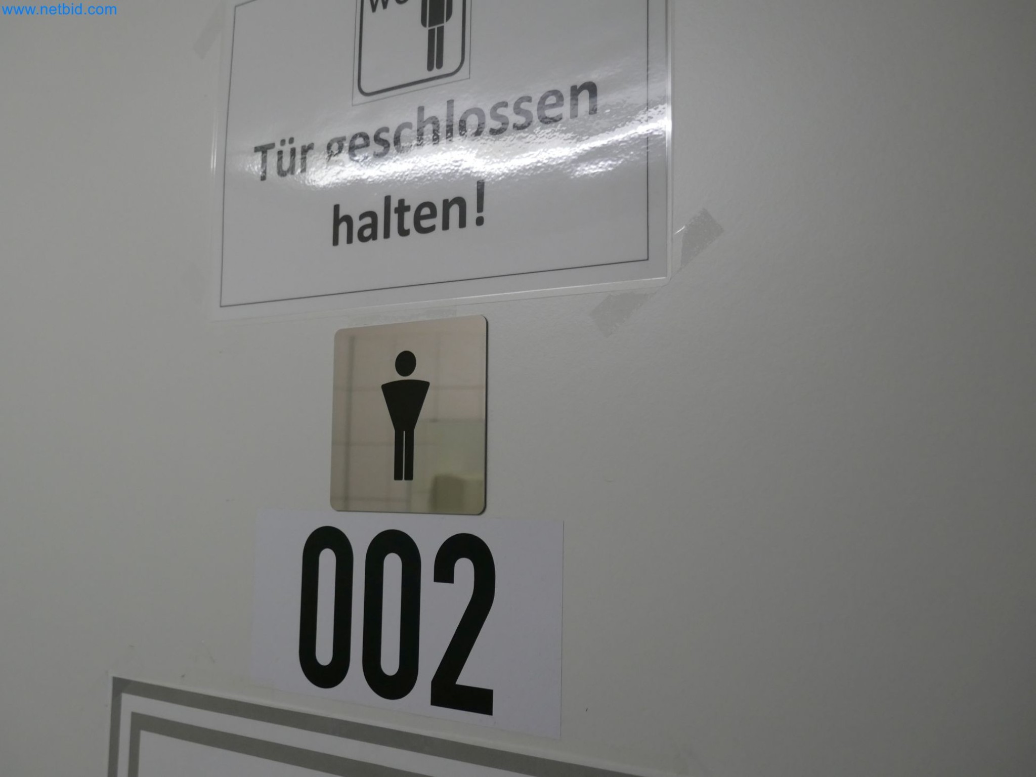 Závody na výrobu a skladování produktů z minerálních olejů, jakož i vstupů a hotových výrobků pro výrobu maziv.-8