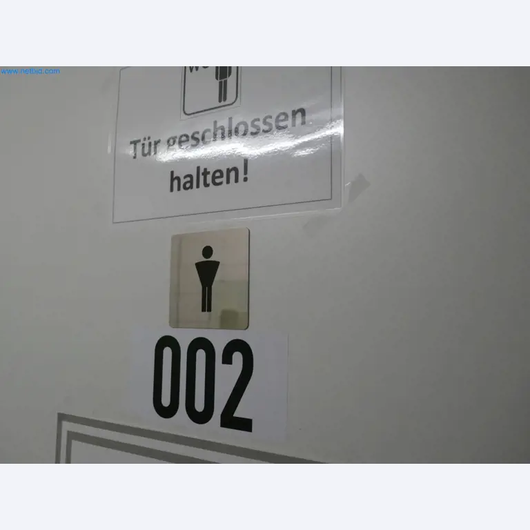 Závody na výrobu a skladování produktů z minerálních olejů, jakož i vstupů a hotových výrobků pro výrobu maziv.-8