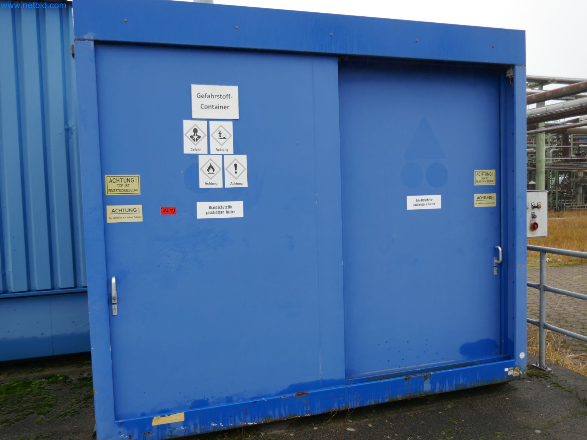 Plants for the production and storage of mineral oil products as well as input and finished products for the production of lubricants-1