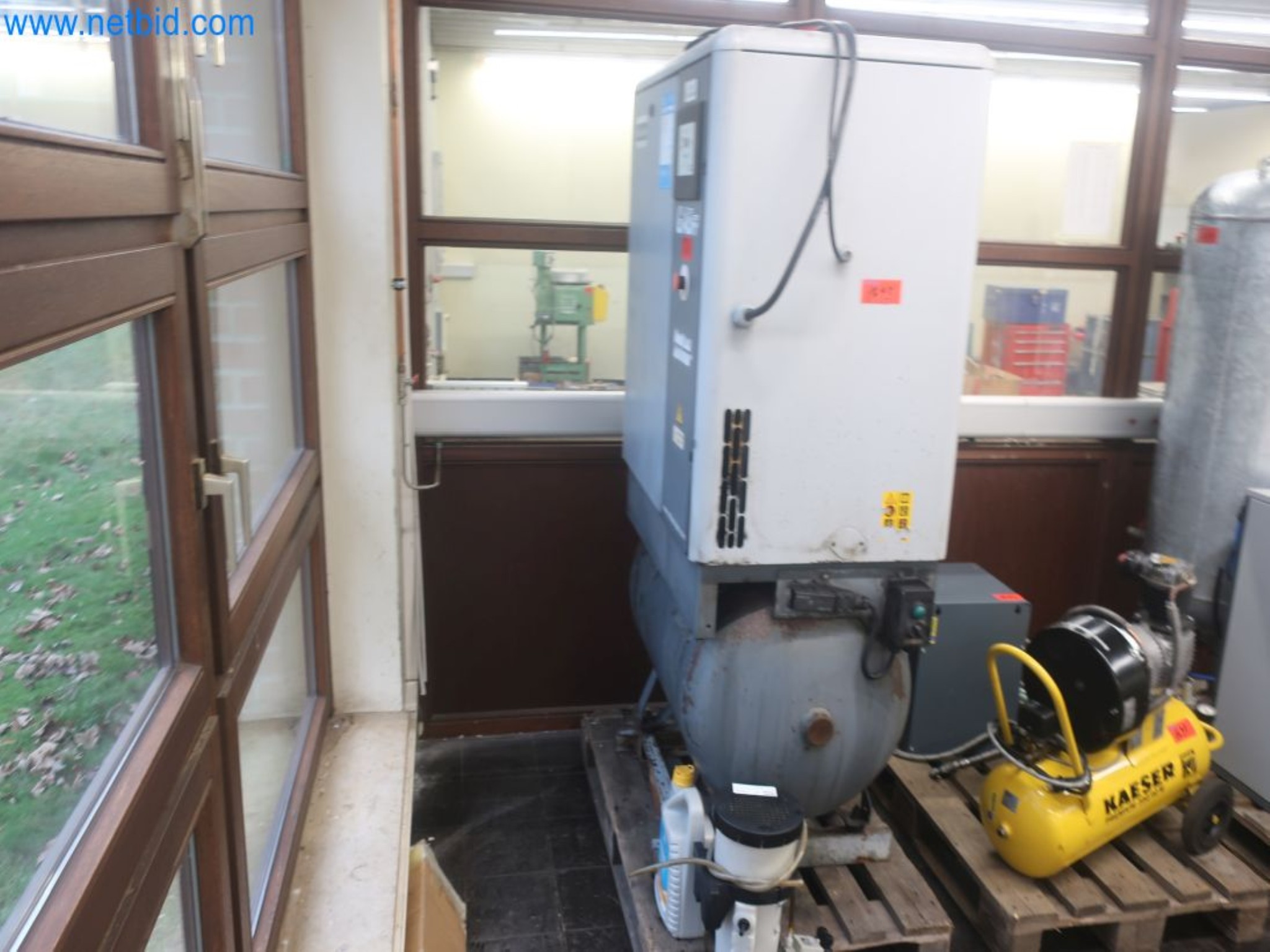 Plants for the production and storage of mineral oil products as well as input and finished products for the production of lubricants-1