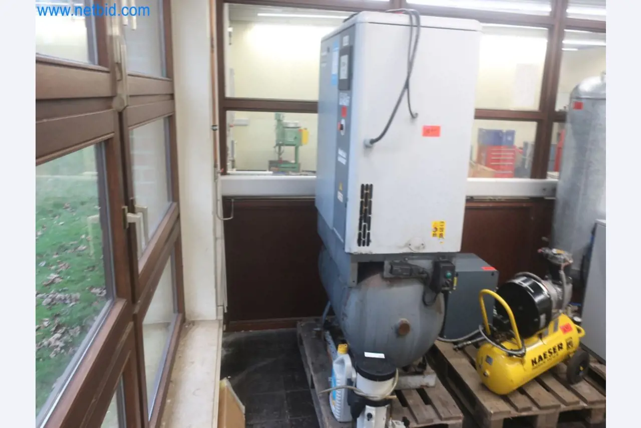 Zakłady produkcji i magazynowania mineralnych produktów olejowych, jak również surowców i produktów gotowych do produkcji smarów.-1