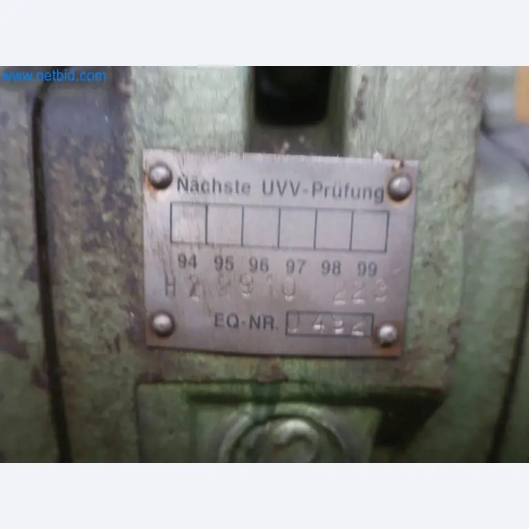 Plants for the production and storage of mineral oil products as well as input and finished products for the production of lubricants-3