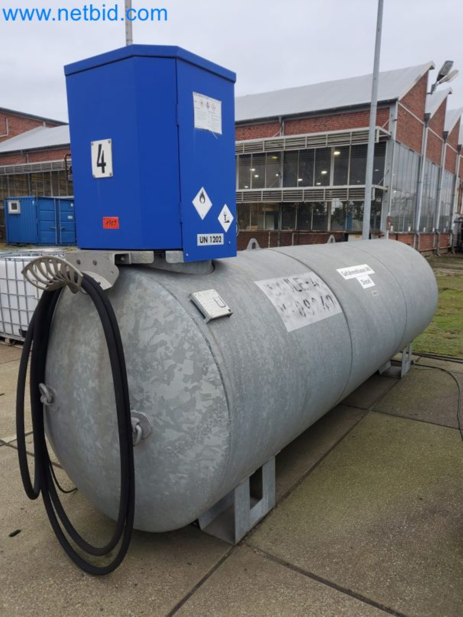 Plants for the production and storage of mineral oil products as well as input and finished products for the production of lubricants-1