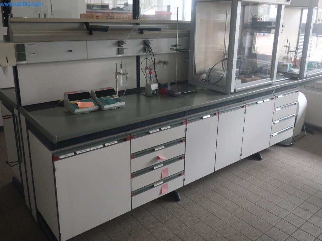 Plants for the production and storage of mineral oil products as well as input and finished products for the production of lubricants-5