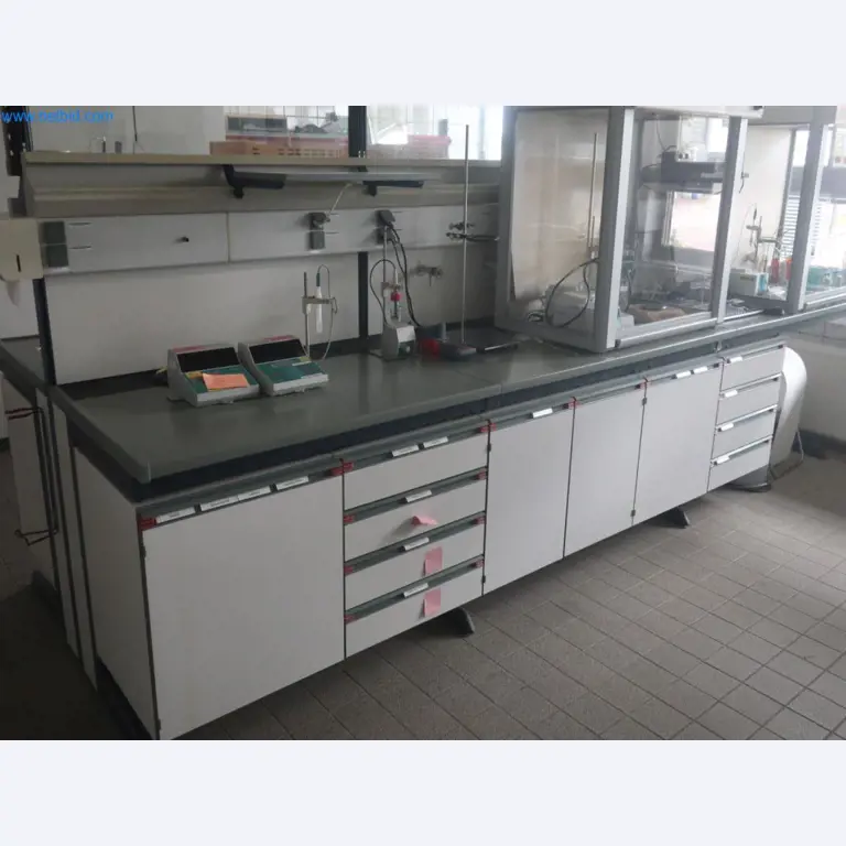 Závody na výrobu a skladování produktů z minerálních olejů, jakož i vstupů a hotových výrobků pro výrobu maziv.-5