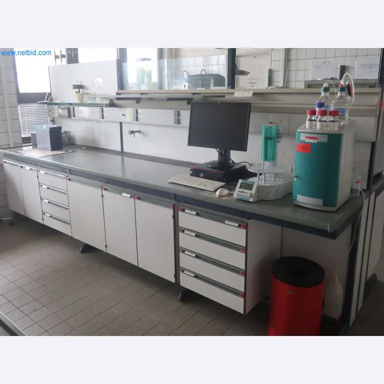 Závody na výrobu a skladování produktů z minerálních olejů, jakož i vstupů a hotových výrobků pro výrobu maziv.-7