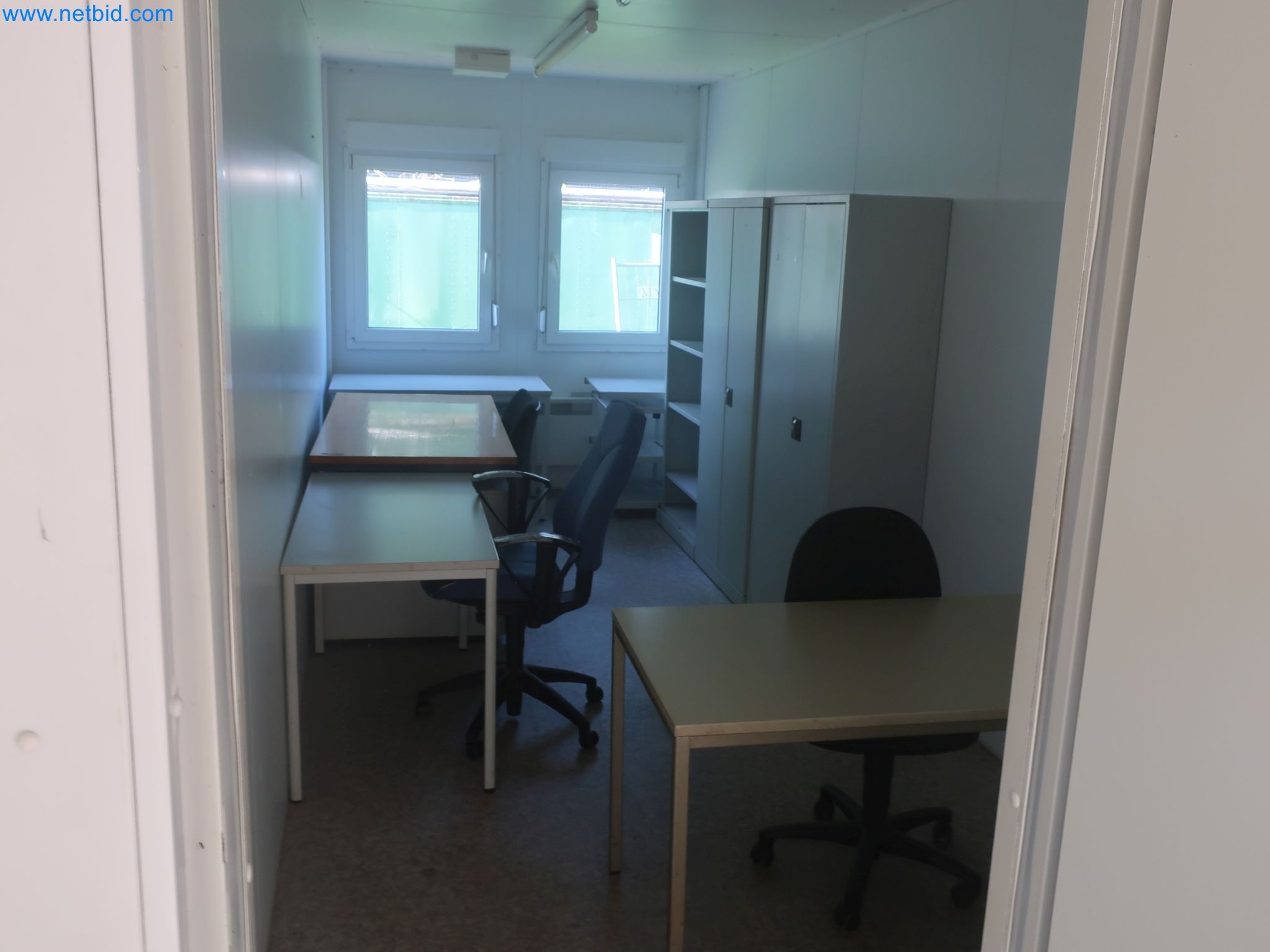 Závody na výrobu a skladování produktů z minerálních olejů, jakož i vstupů a hotových výrobků pro výrobu maziv.-6