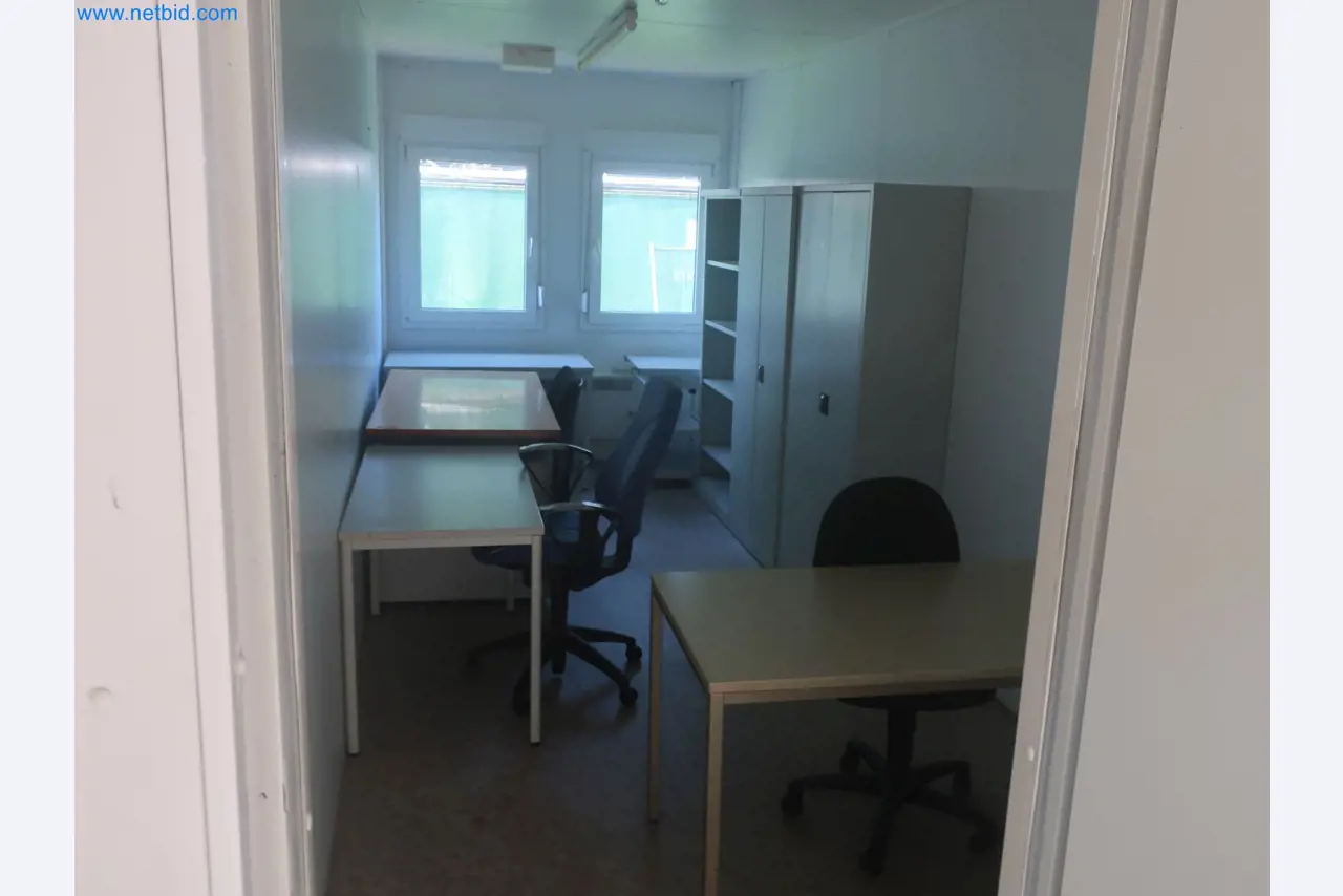 Plantas de producción y almacenamiento de productos derivados del petróleo, así como de insumos y productos acabados para la fabricación de lubricantes.-6