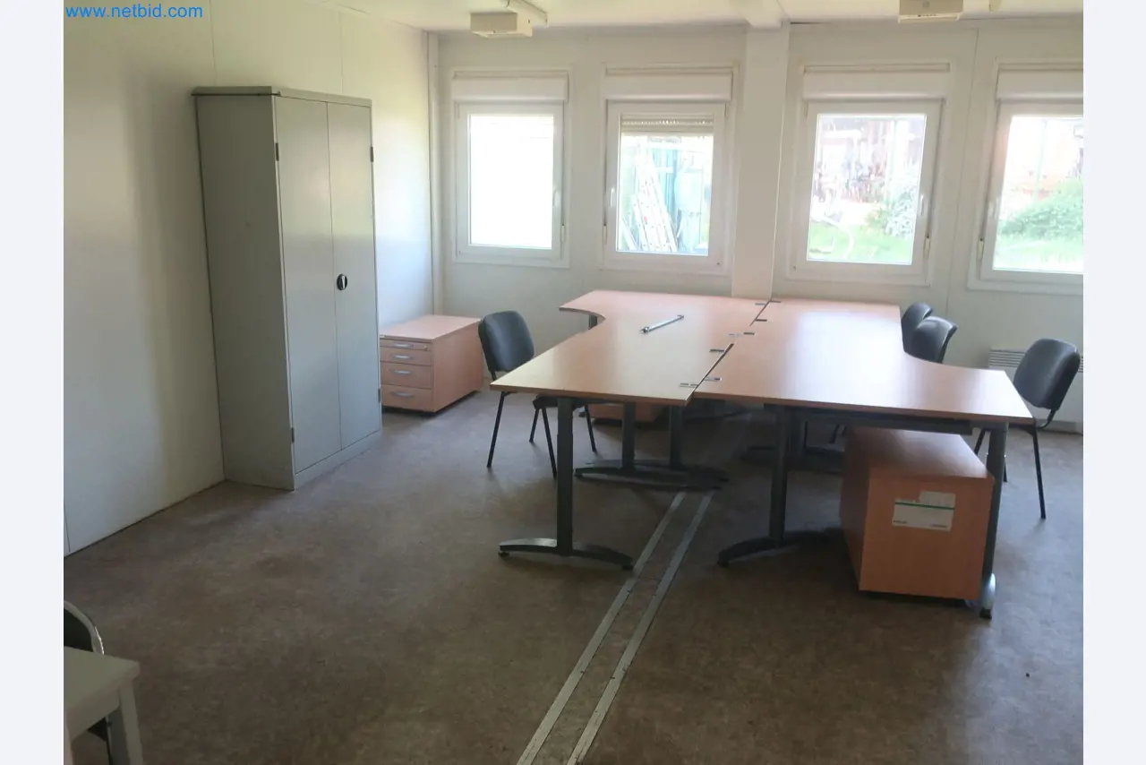 Plantas de producción y almacenamiento de productos derivados del petróleo, así como de insumos y productos acabados para la fabricación de lubricantes.-8