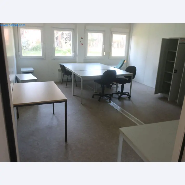 Plantas de producción y almacenamiento de productos derivados del petróleo, así como de insumos y productos acabados para la fabricación de lubricantes.-9