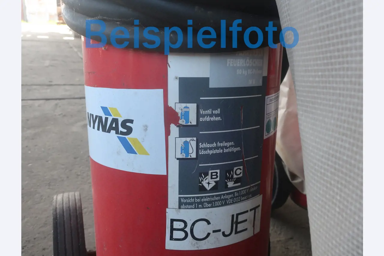 Zakłady produkcji i magazynowania mineralnych produktów olejowych, jak również surowców i produktów gotowych do produkcji smarów.-2