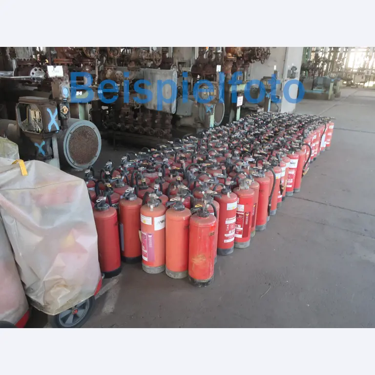 Installations pour la fabrication et le stockage de produits pétroliers ainsi que de produits d'alimentation et de produits finis pour la fabrication de lubrifiants-1