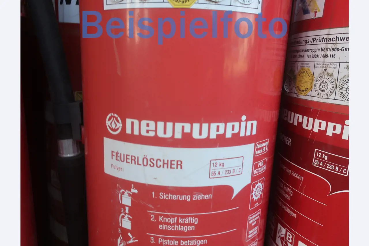Installations pour la fabrication et le stockage de produits pétroliers ainsi que de produits d'alimentation et de produits finis pour la fabrication de lubrifiants-3