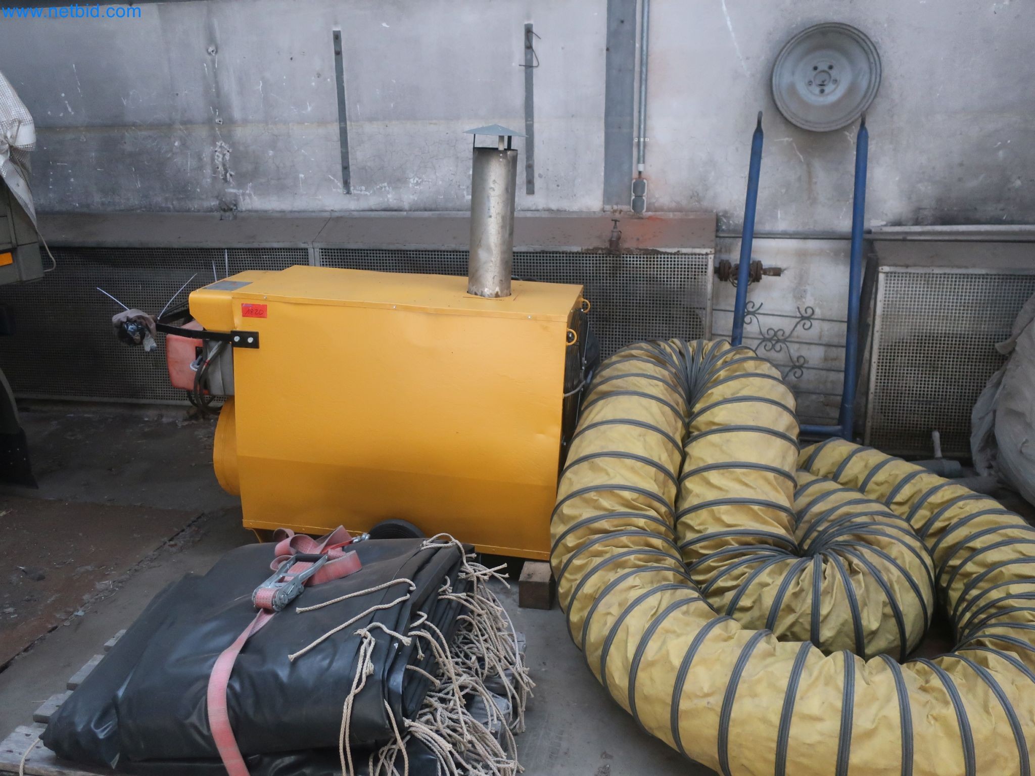 Installations pour la fabrication et le stockage de produits pétroliers ainsi que de produits d'alimentation et de produits finis pour la fabrication de lubrifiants-4